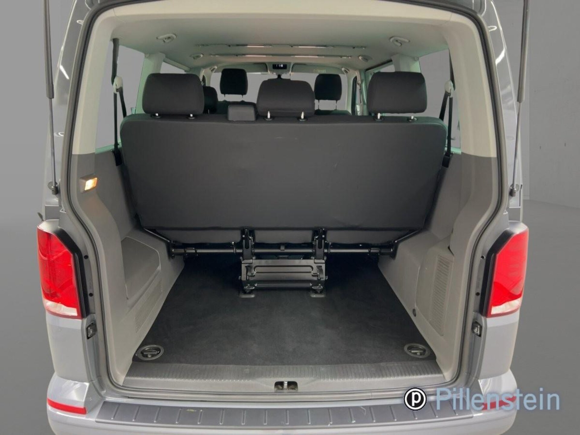 Volkswagen T6.1 Caravelle kurzer Radstand Comfortline