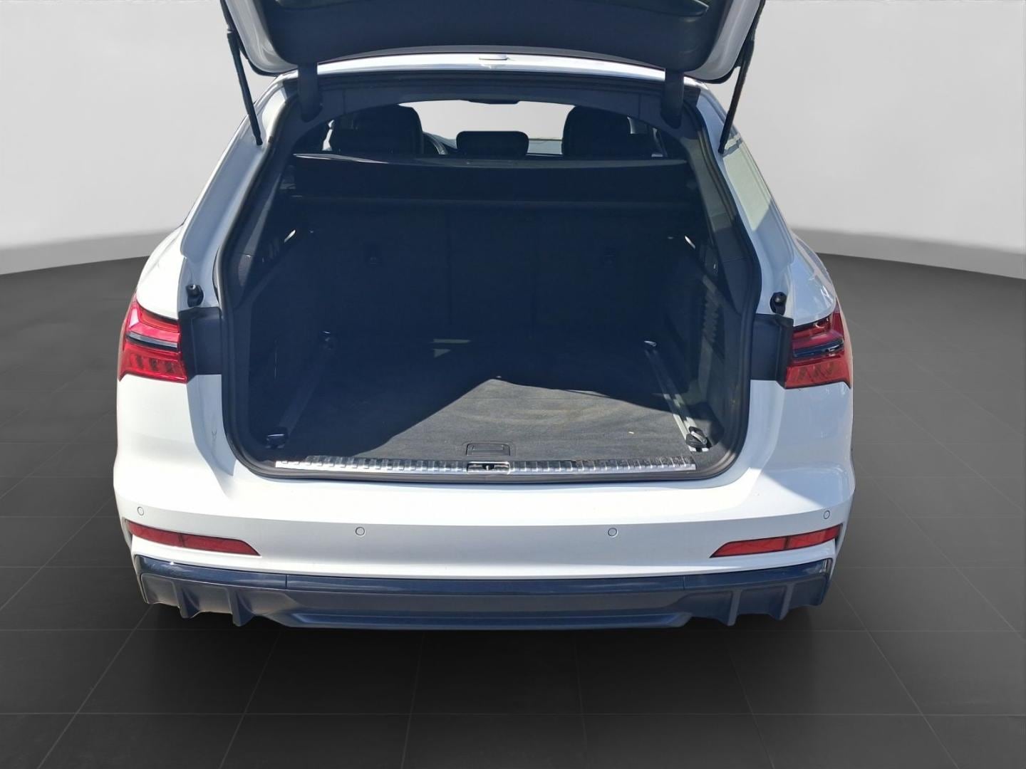 Bild über Audi S6 Avant TDI quattro tiptronic - für weitere Informationen kontaktieren Sie den Audi Partner