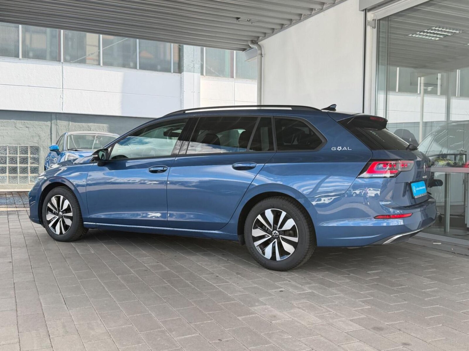 Volkswagen Golf Variant – Bild 2