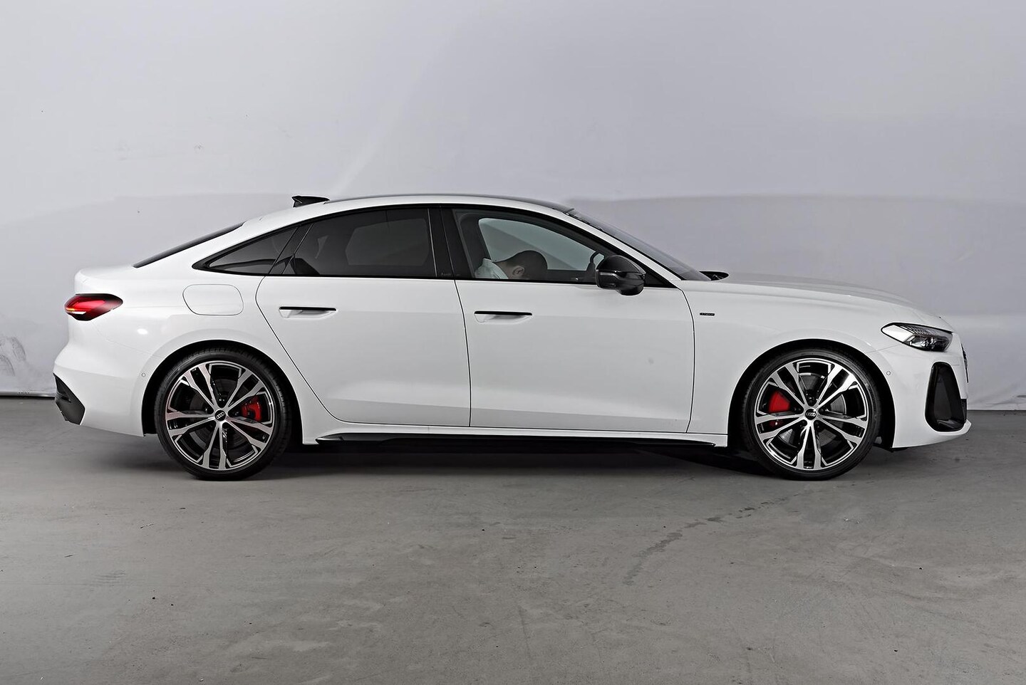 Image about Audi A5 Sedan TFSI e e-hybrid quattro 270 kW S tronic