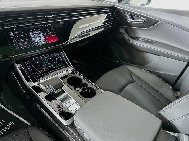 2026 Audi Q7 Premium Plus - Photo 24