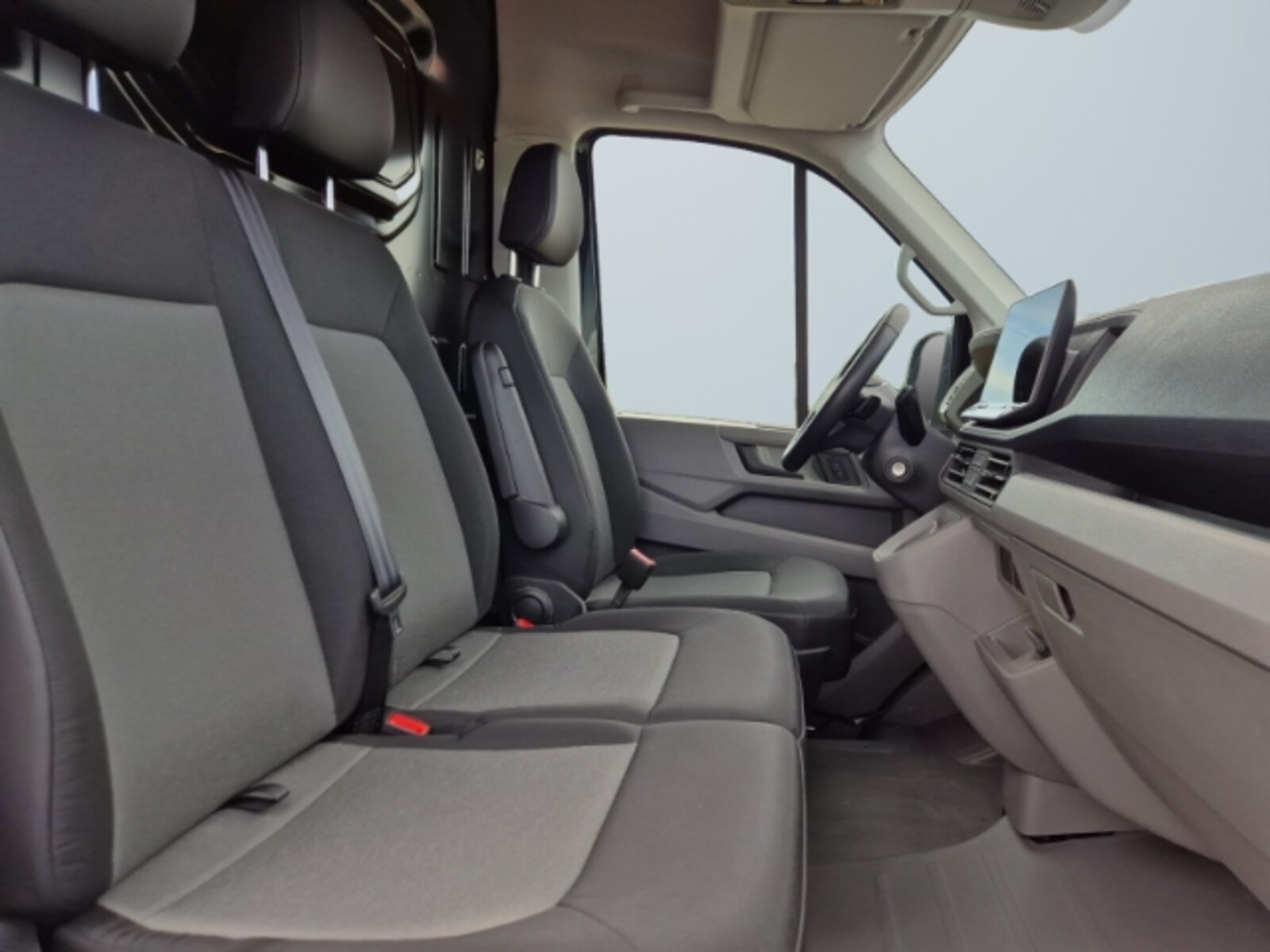 Volkswagen Crafter Kasten mittlerer Radstand – Bild 9