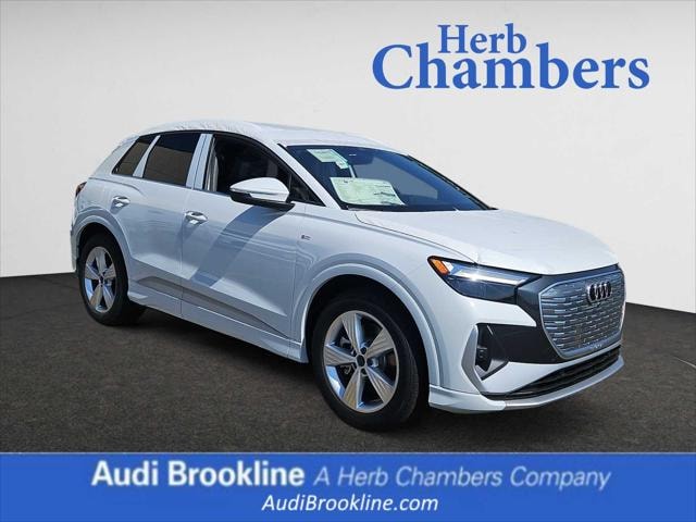 2025 Audi Q4 e-tron Premium's photo