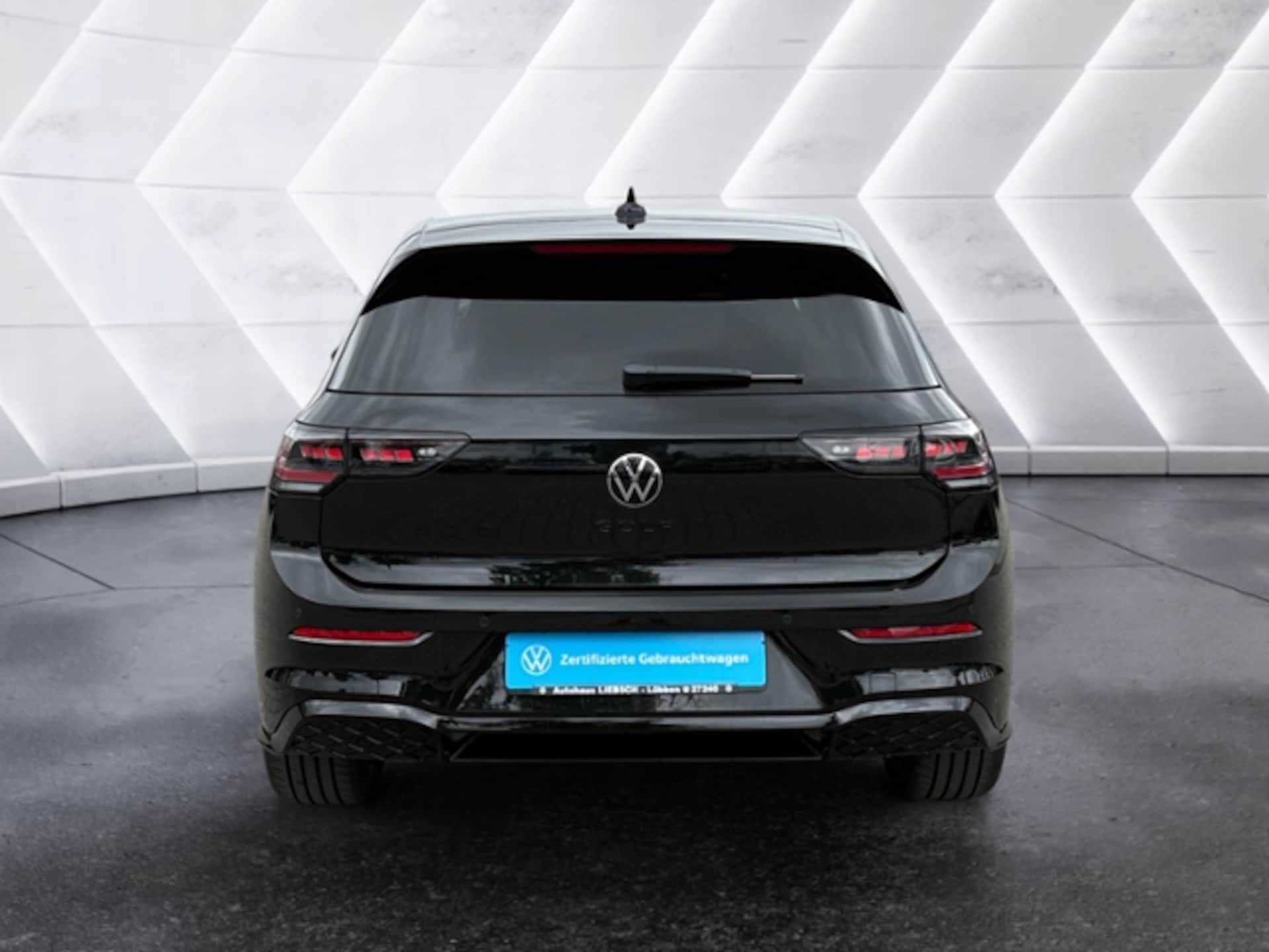 Volkswagen Golf R-Line