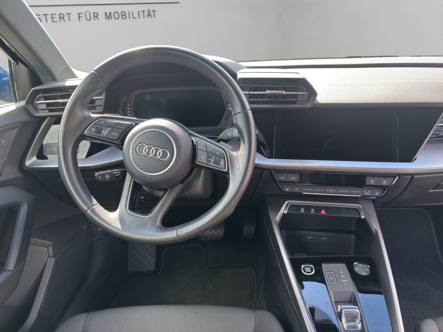 Bild über Audi A3 Limousine advanced 30 TDI S tronic - für weitere Informationen kontaktieren Sie den Audi Partner