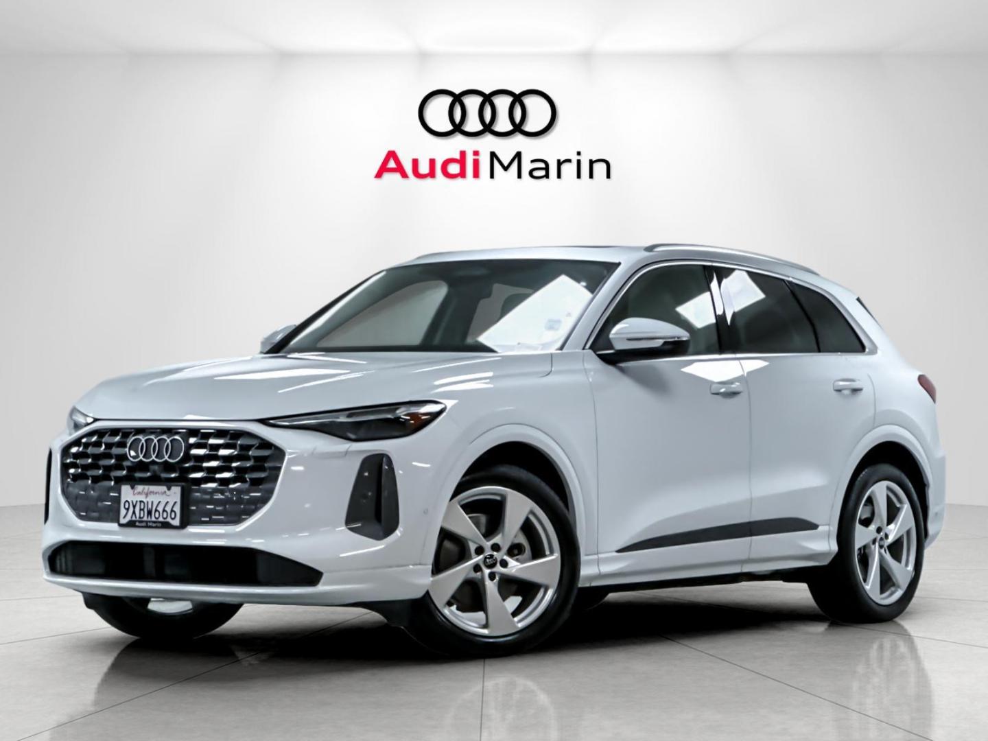 2025 Audi Q5 40 Prestige's photo