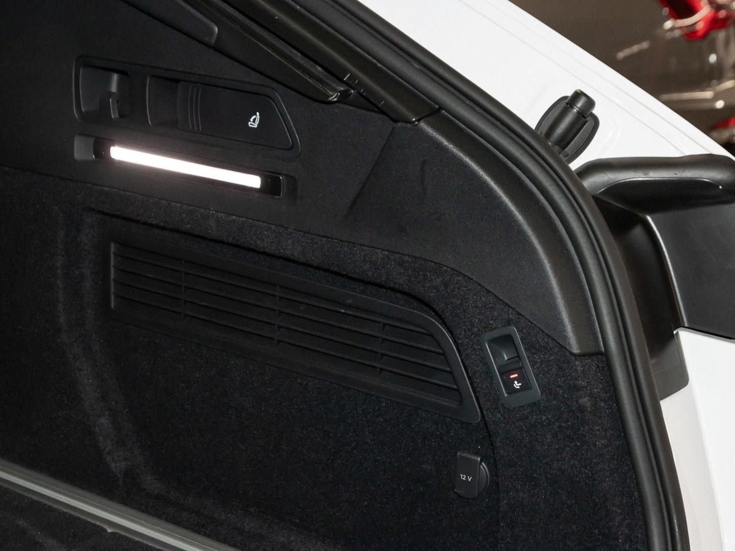 Bild über Audi A6 Avant edition one TDI quattro 150 kW S tronic - für weitere Informationen kontaktieren Sie den Audi Partner