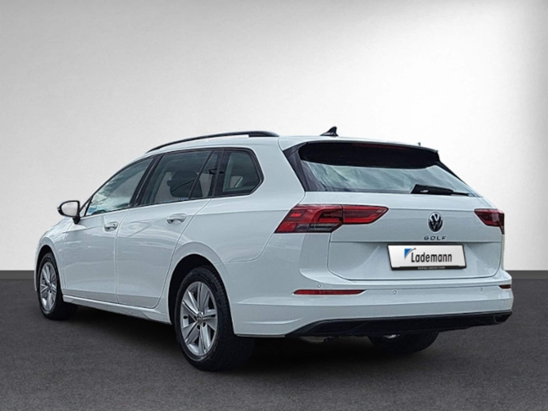 Volkswagen Golf Variant Life