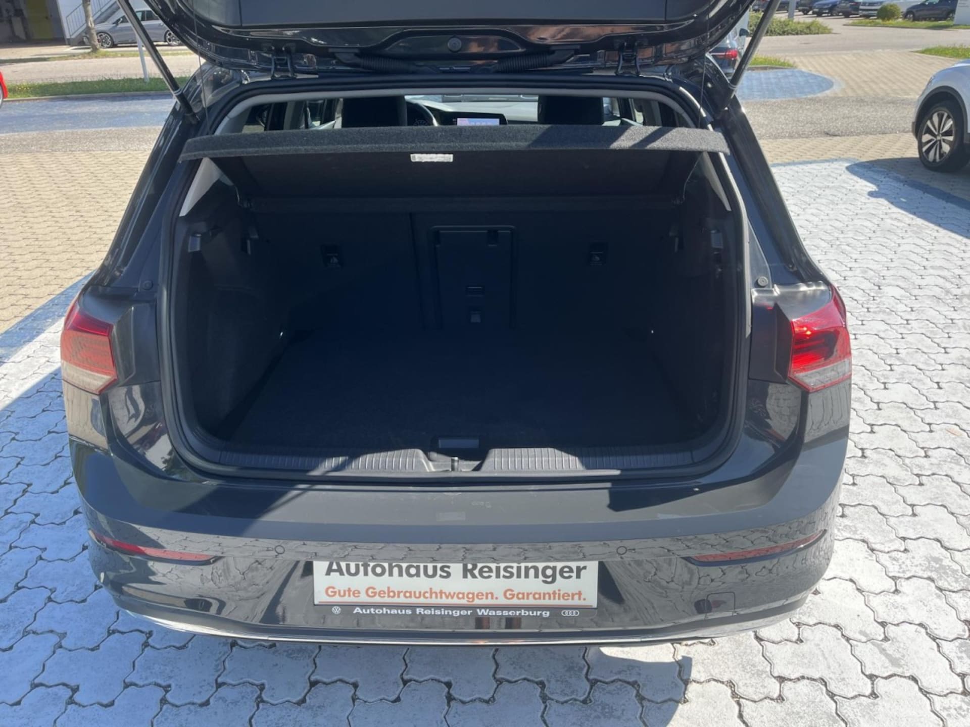 Volkswagen Golf Style
