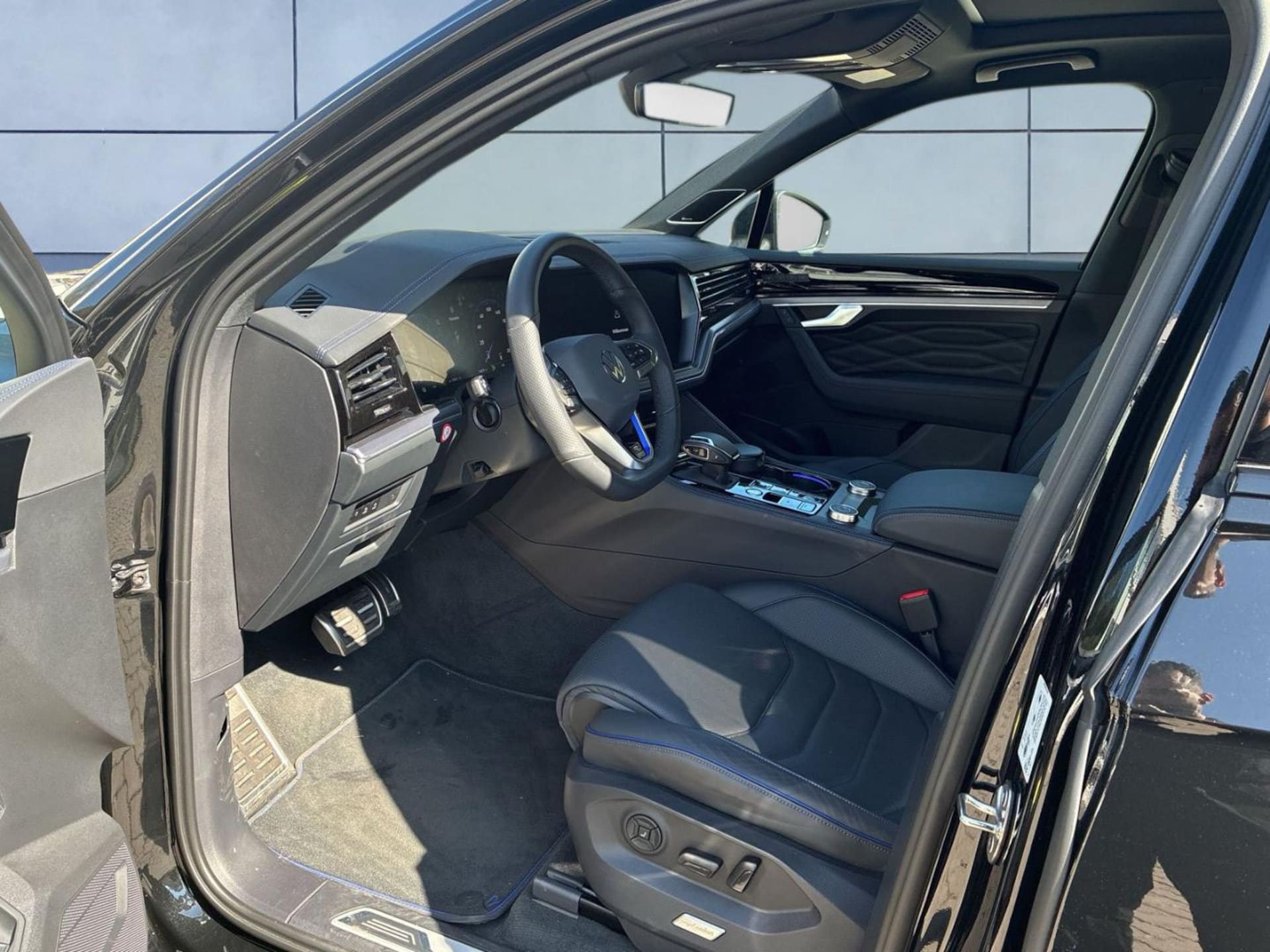 Volkswagen Touareg R
