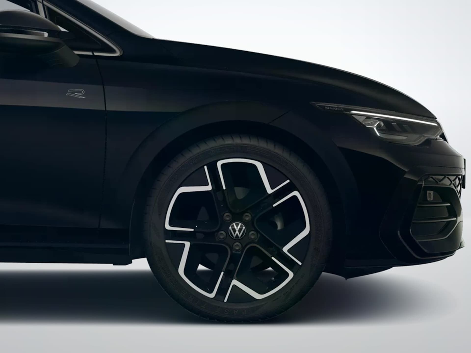 Volkswagen Golf R-Line