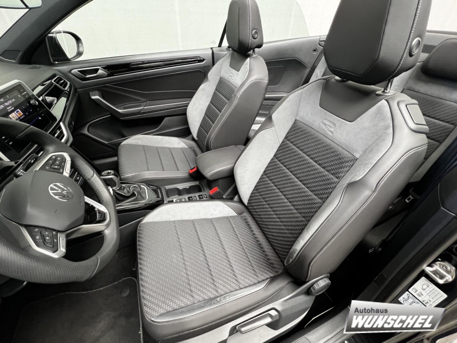 Volkswagen T-Roc Cabriolet – Bild 10