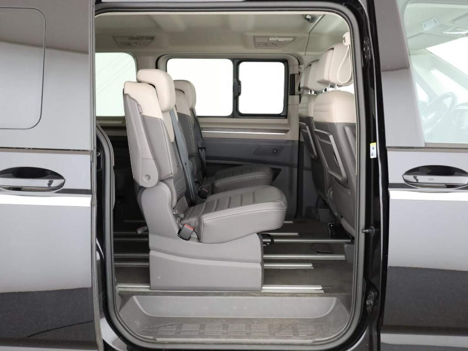 Volkswagen Multivan Langversion – Bild 7