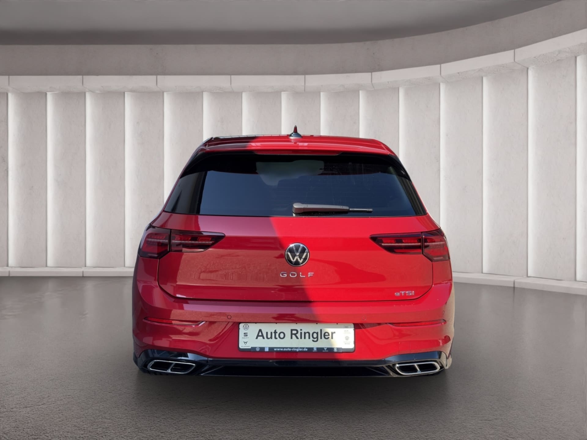 Volkswagen Golf R-Line