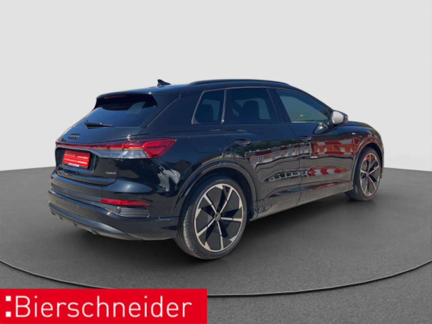 Bild über Audi Q4 e-tron 45 e-tron quattro - für weitere Informationen kontaktieren Sie den Audi Partner