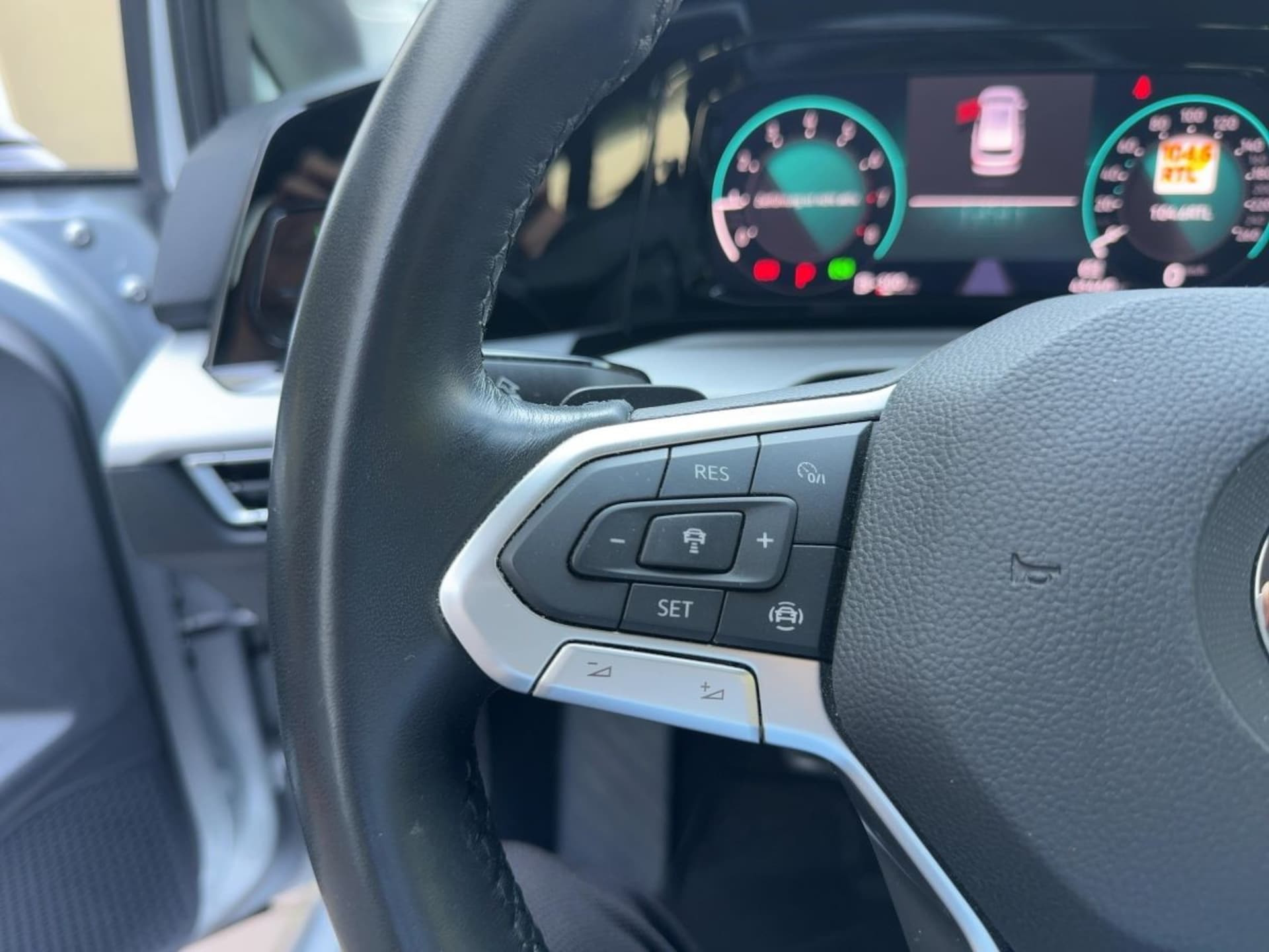 Volkswagen Golf Variant Life