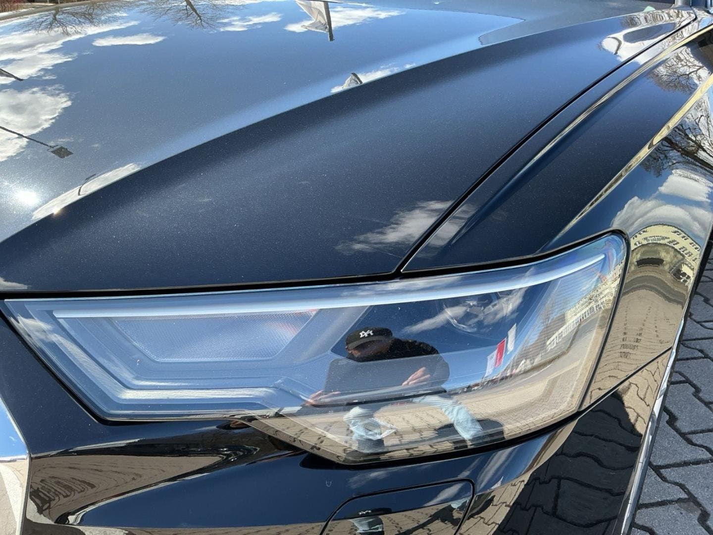 Bild über Audi A6 Avant design 45 TFSI quattro S tronic - für weitere Informationen kontaktieren Sie den Audi Partner