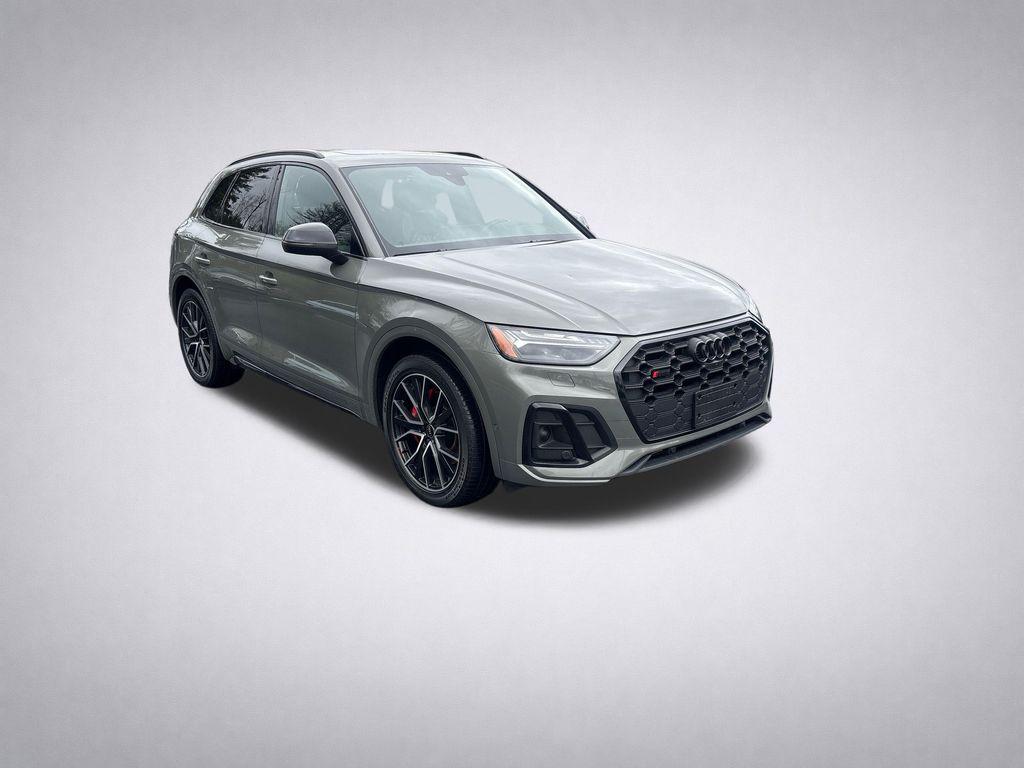 2023 Audi SQ5 Prestige's photo