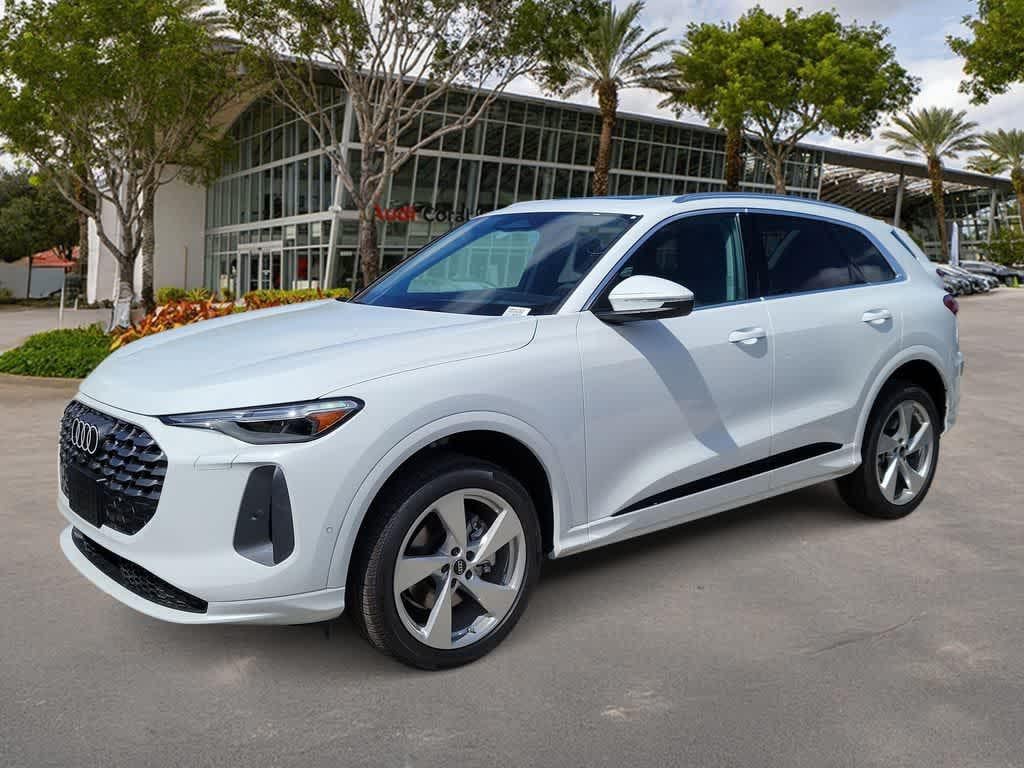 2026 Audi Q5 Premium Plus quattro's photo