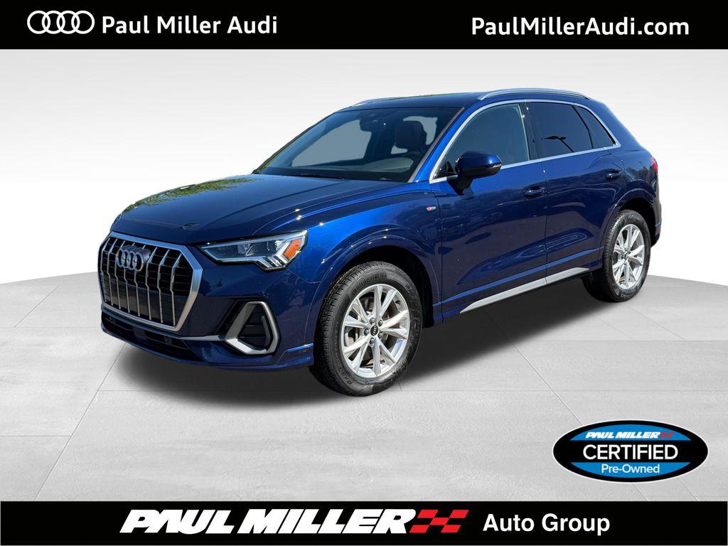 2024 Audi Q3 45 TFSI S Line Premium quattro's photo