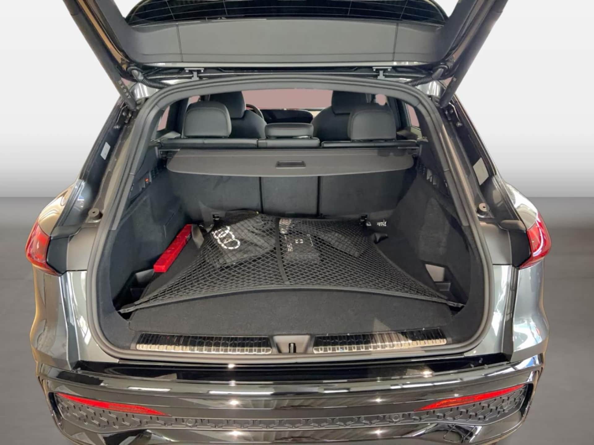 Audi Q5 SUV e-hybrid edition one