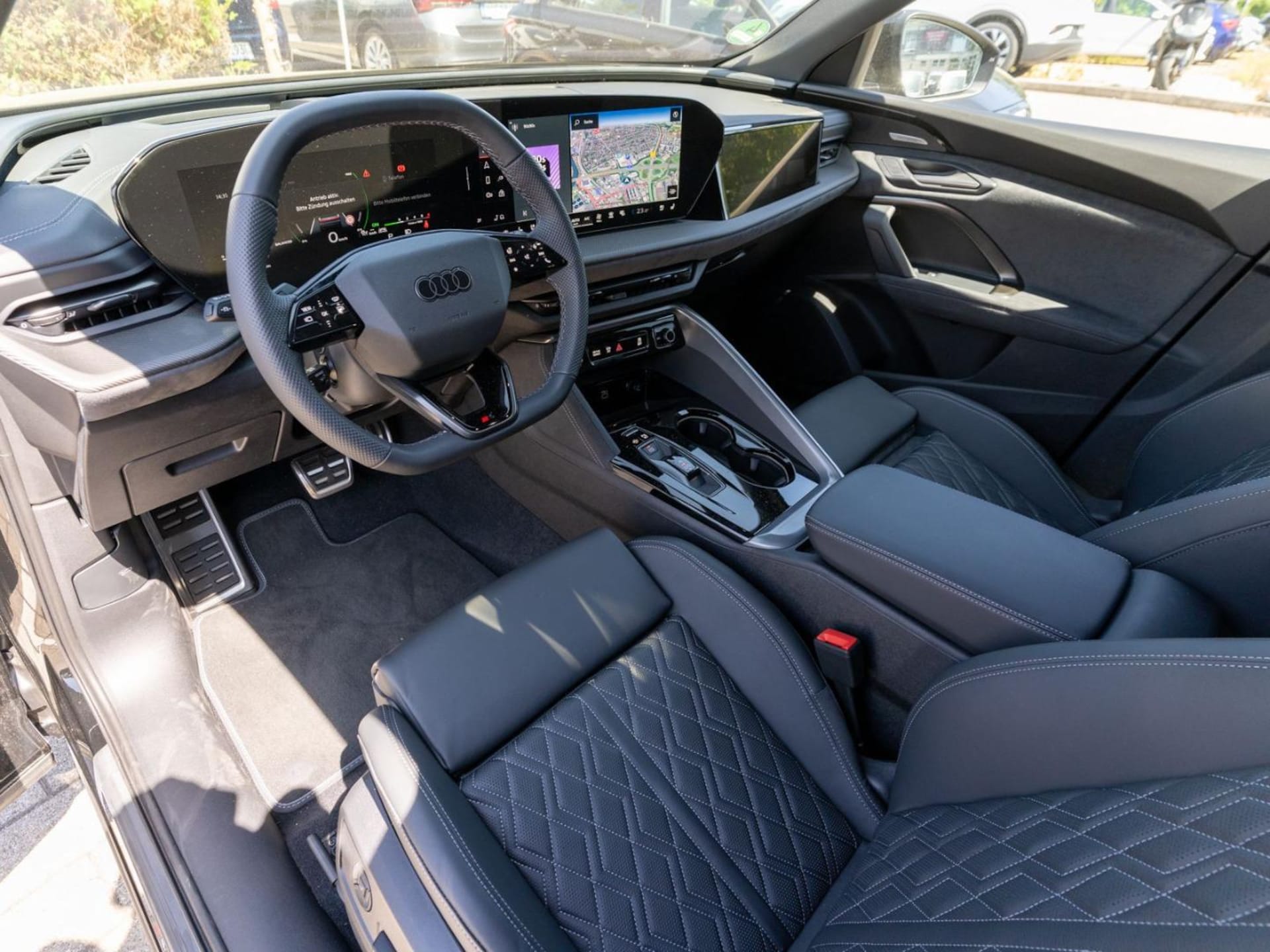 Audi Q5 SUV e-hybrid edition one