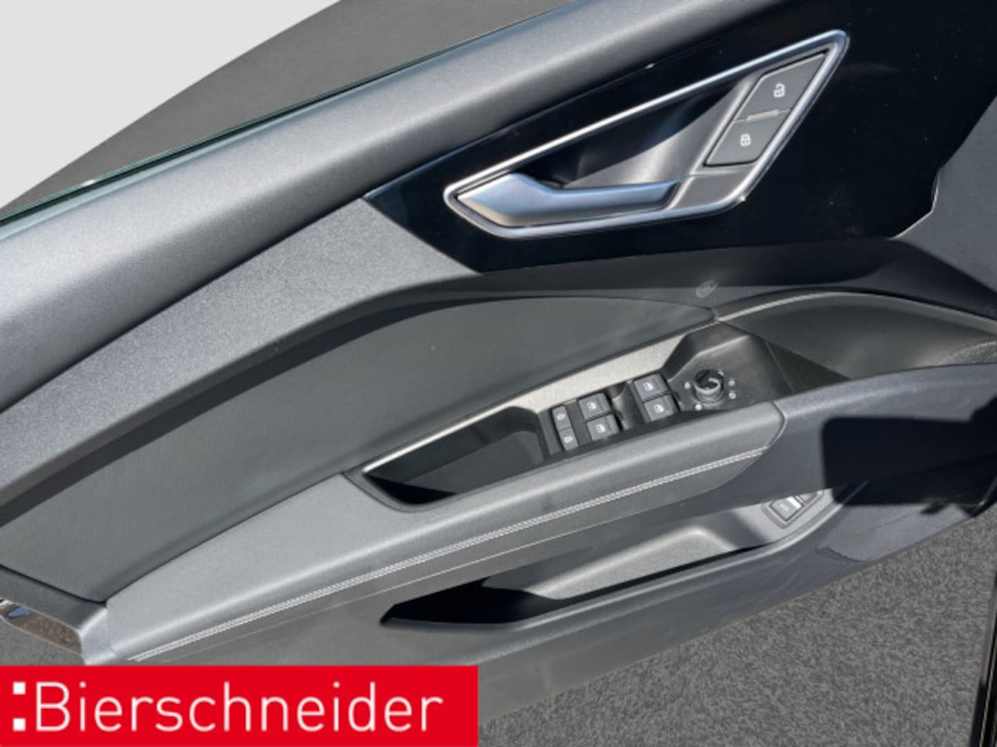 Bild über Audi Q4 e-tron 45 e-tron quattro - für weitere Informationen kontaktieren Sie den Audi Partner