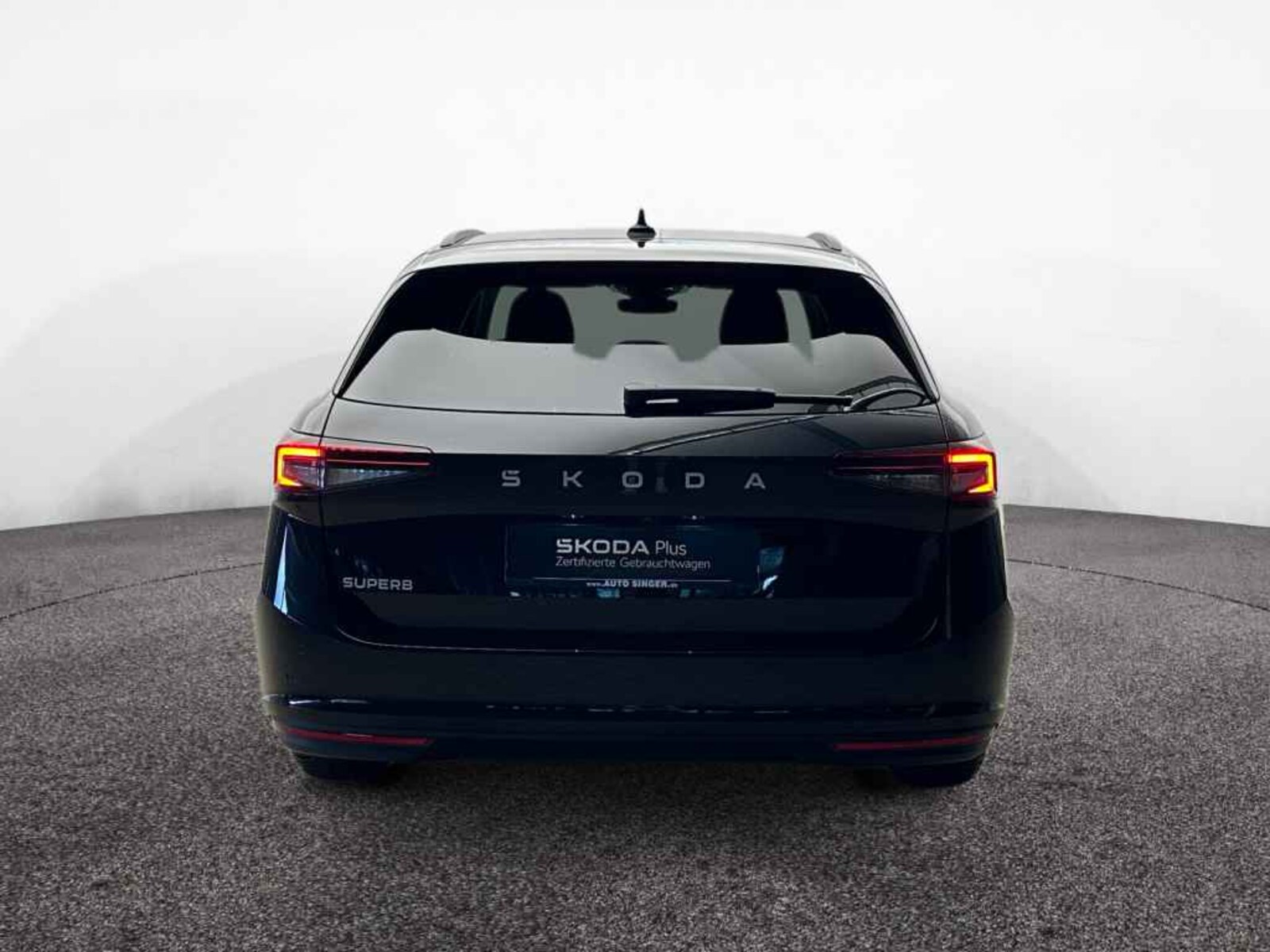 Škoda Superb Combi – Bild 8