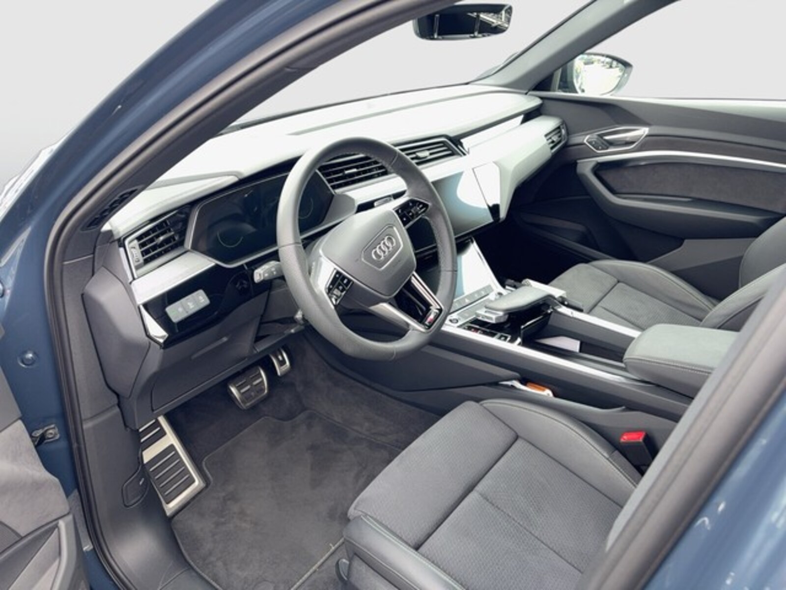 Audi Q8 e-tron – Bild 8
