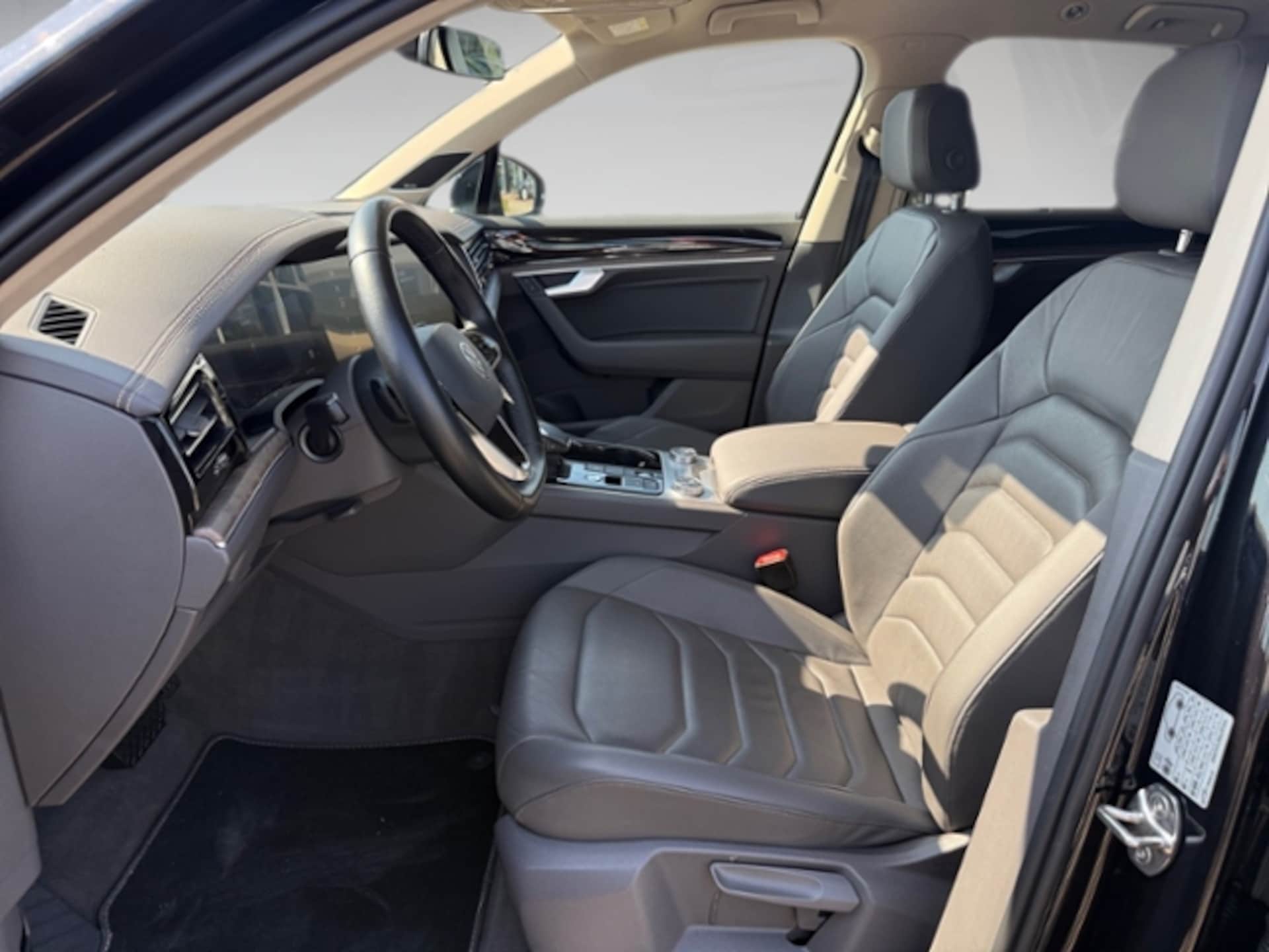 Volkswagen Touareg Atmosphere