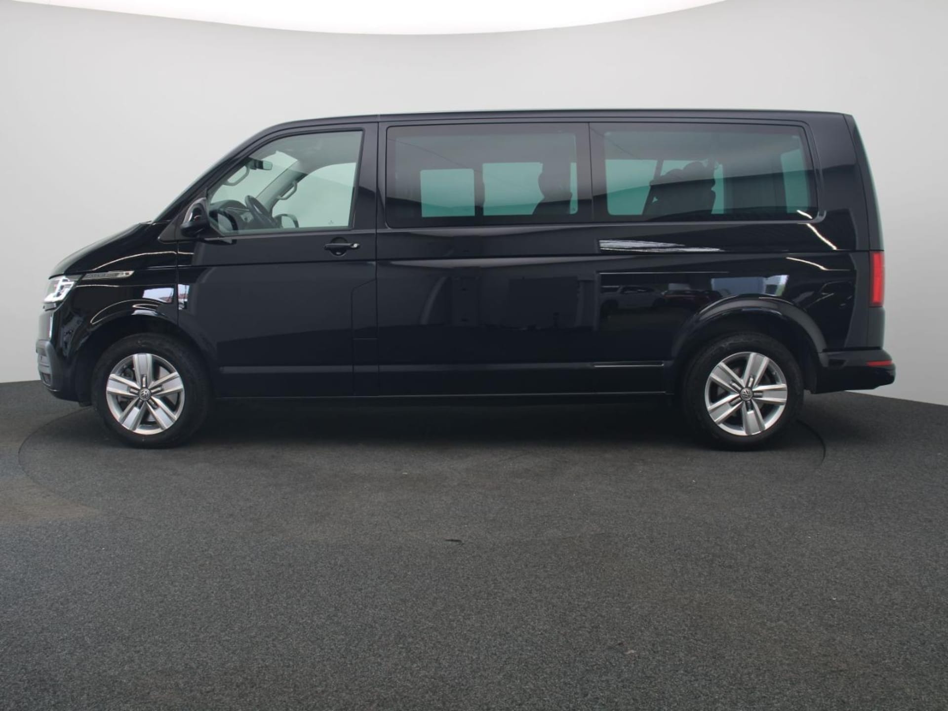Volkswagen T6.1 Caravelle langer Radstand Comfortline