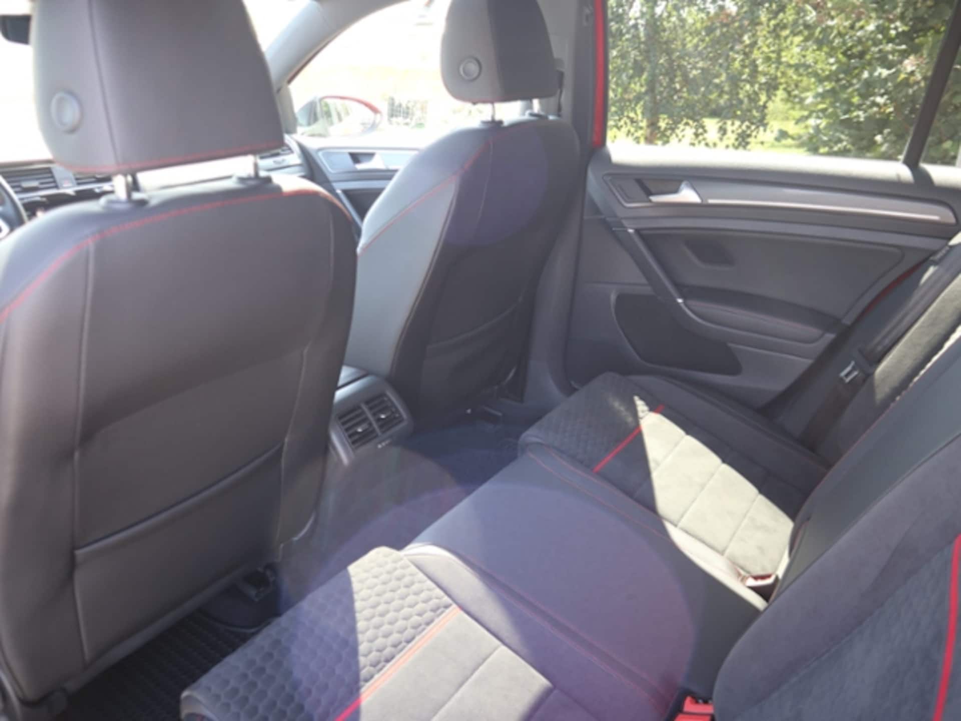 Volkswagen Golf GTI Performance