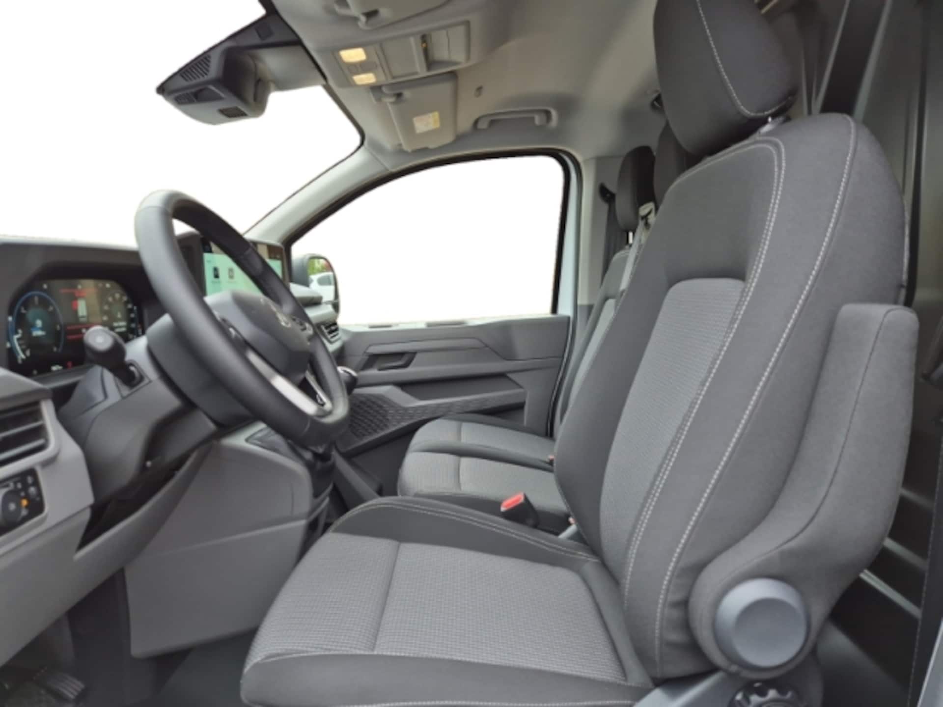 Volkswagen Transporter Kasten langer Radstand
