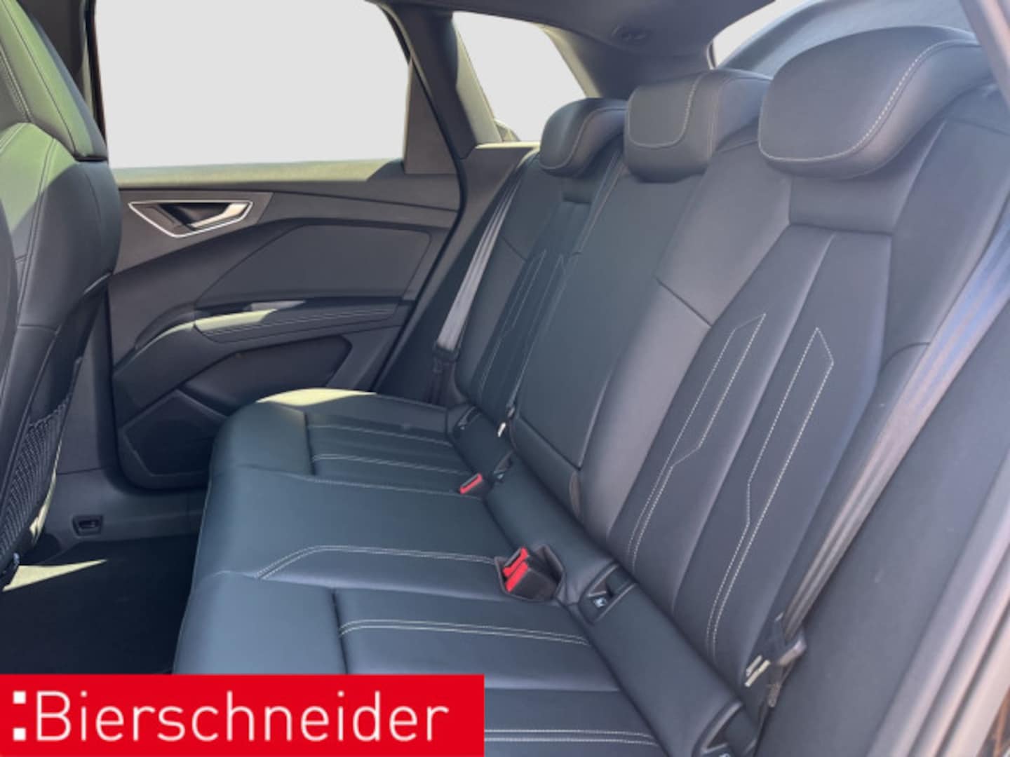 Bild über Audi Q4 e-tron 45 e-tron quattro - für weitere Informationen kontaktieren Sie den Audi Partner