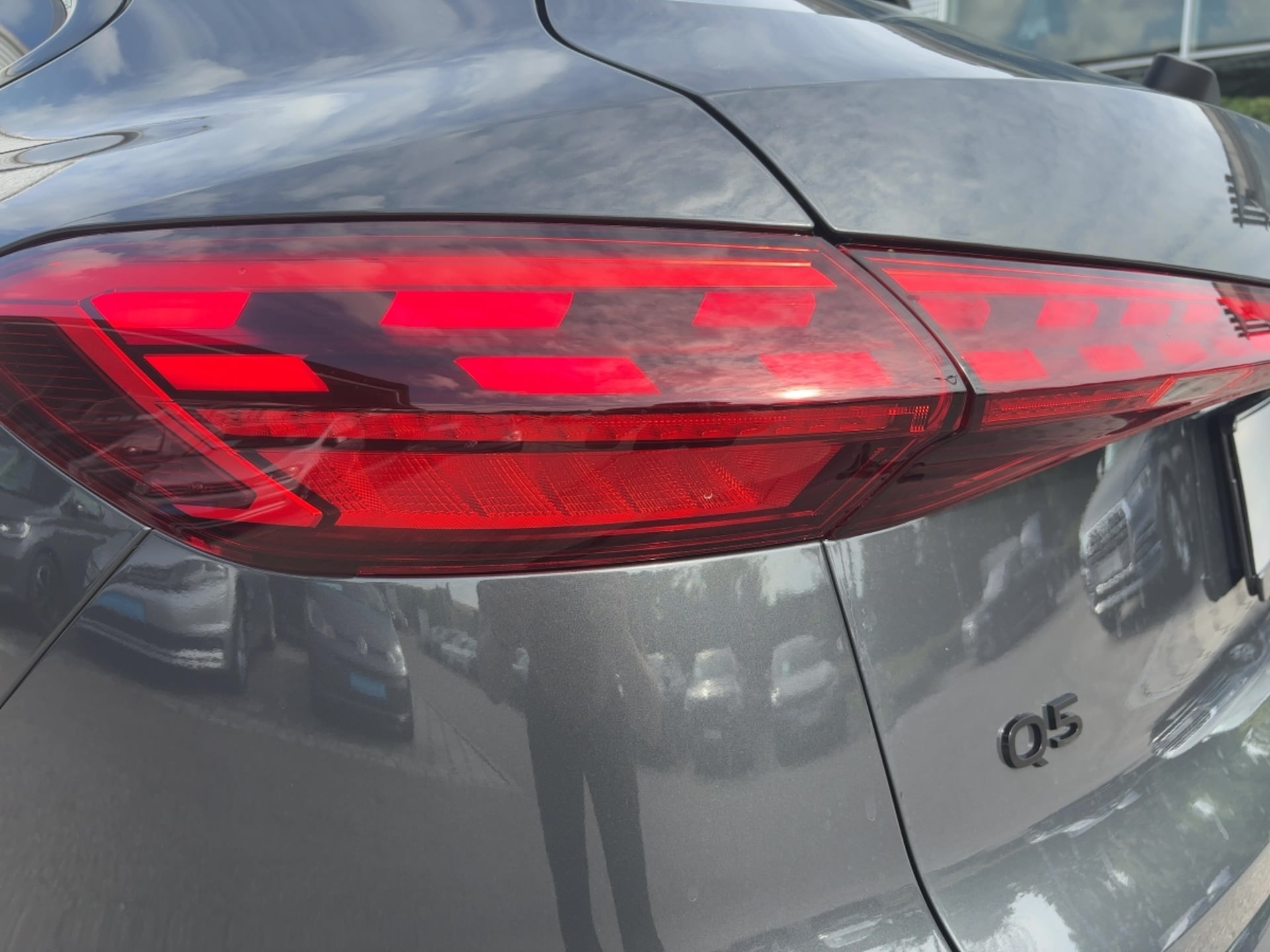 Audi Q5 Sportback edition one