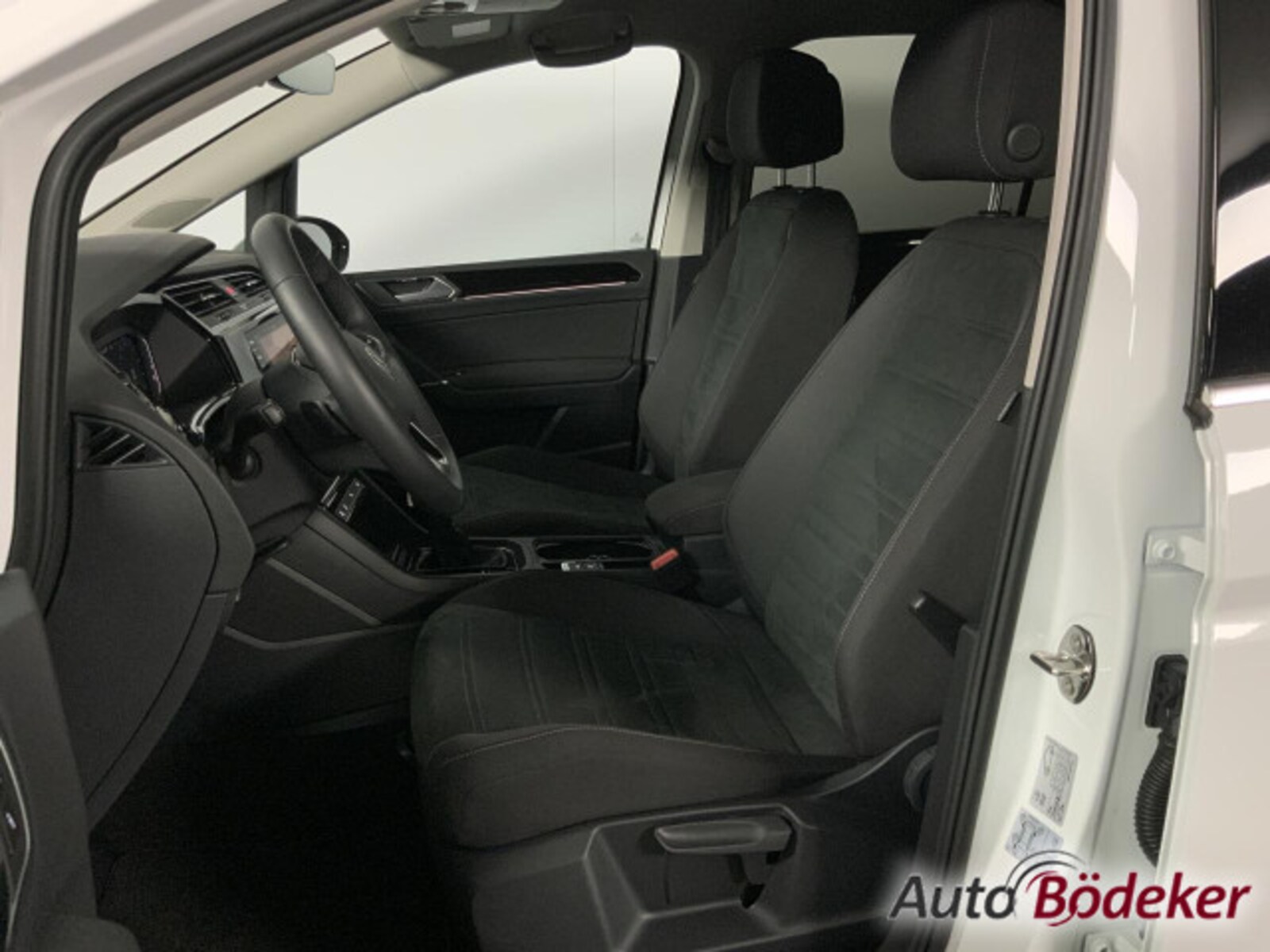 Volkswagen Touran – Bild 6