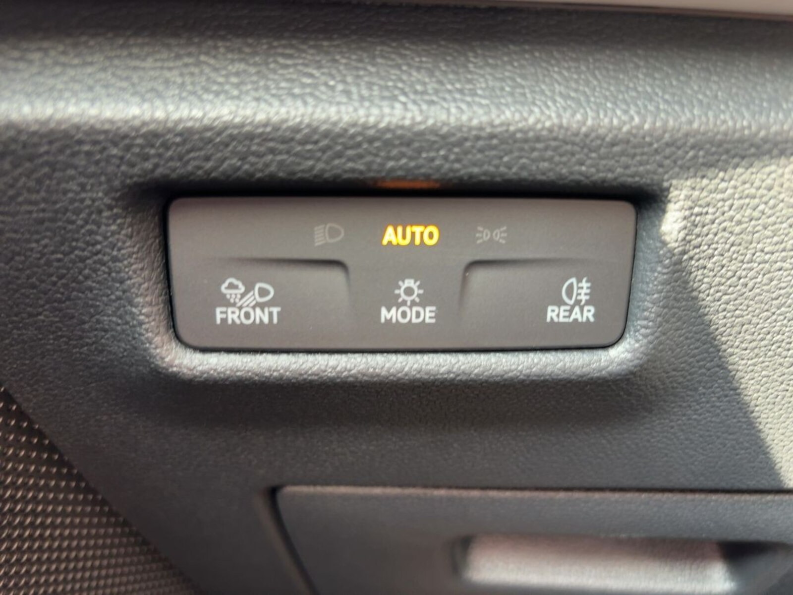 Volkswagen Tiguan – Bild 17