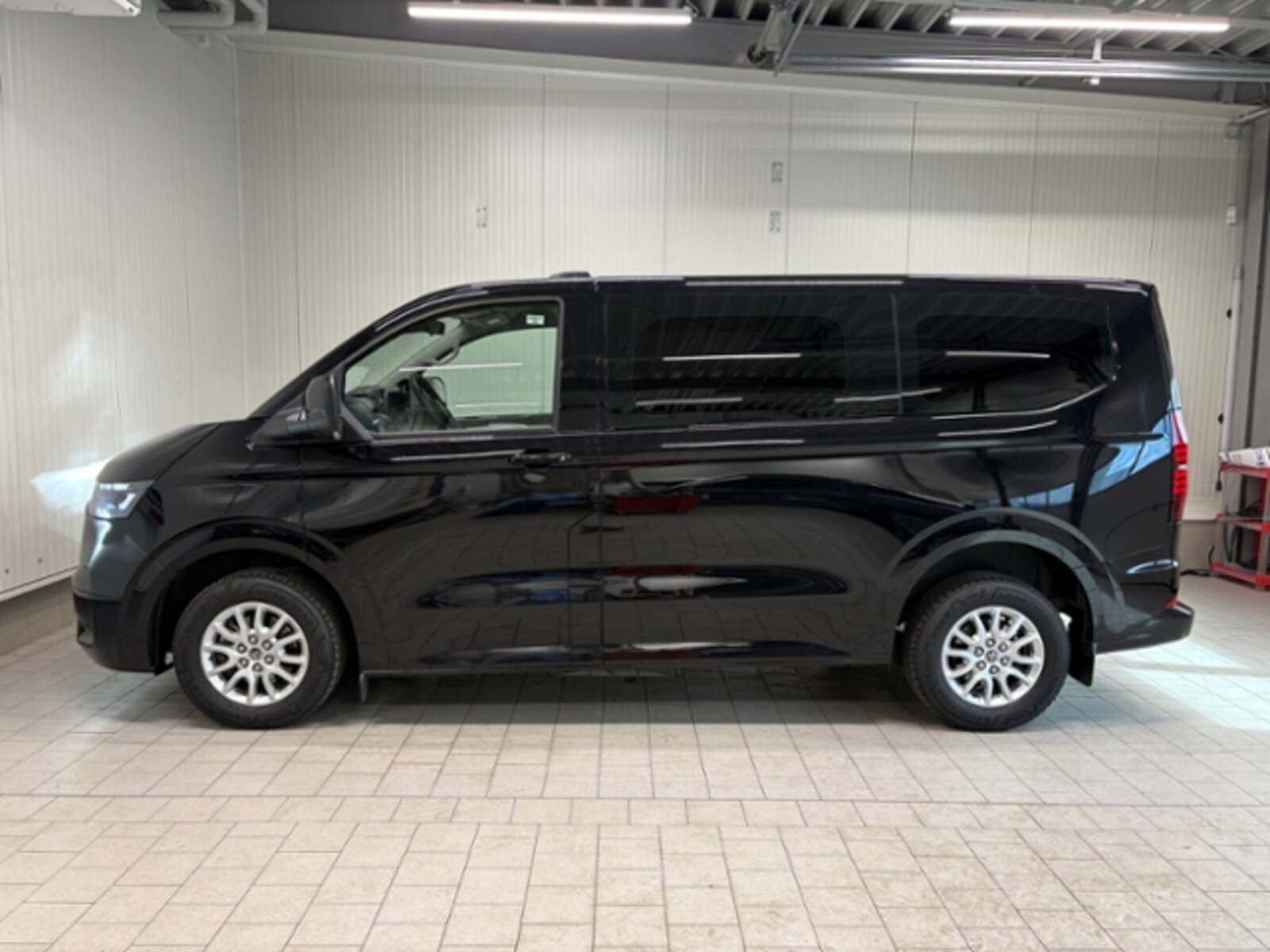 Volkswagen Caravelle – Bild 3