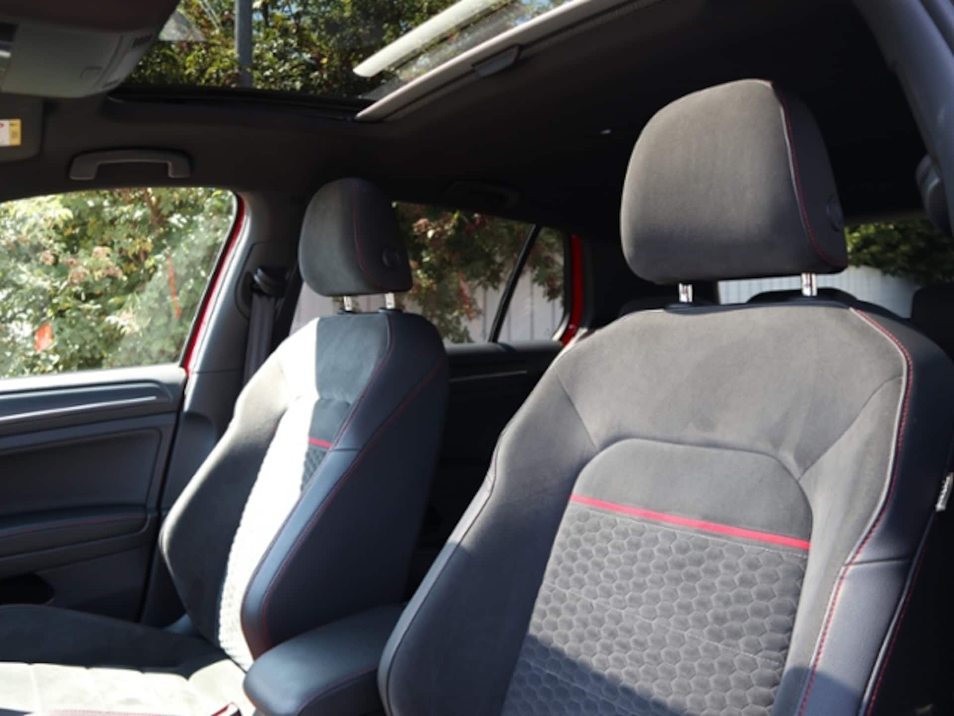 Volkswagen Golf GTI Performance