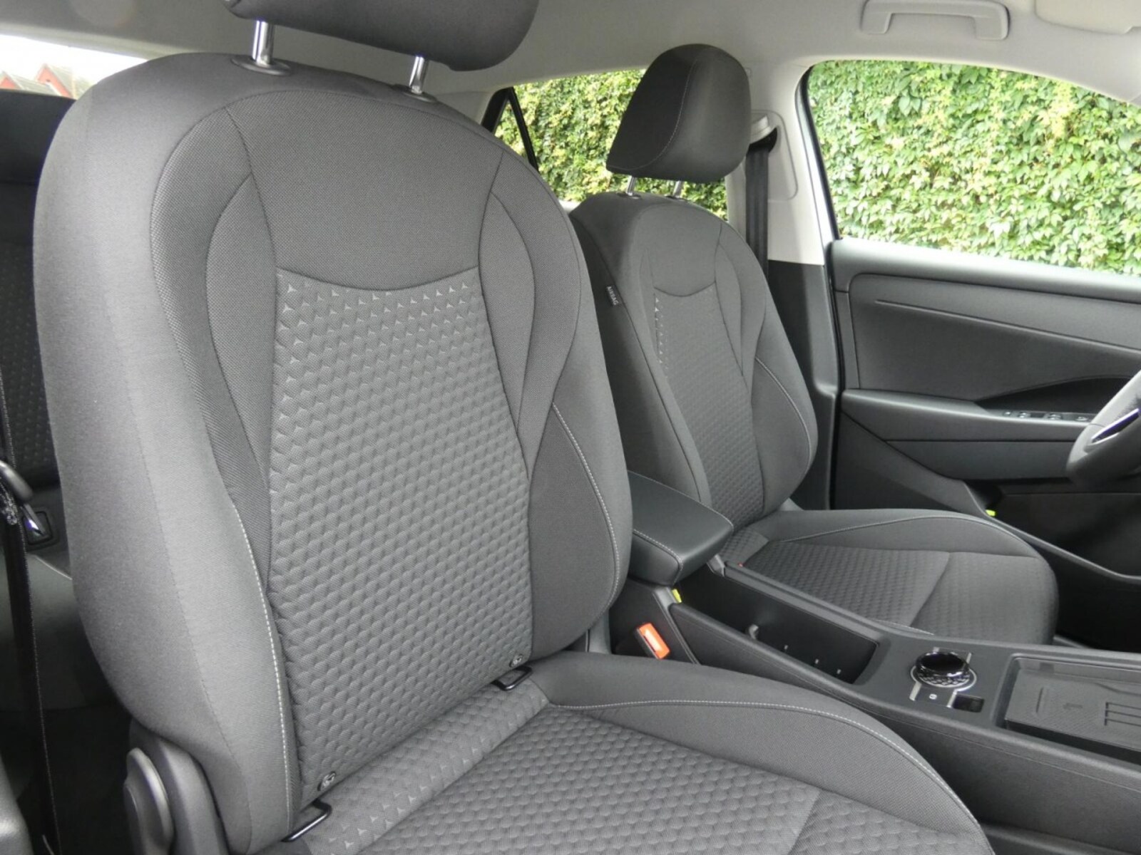 Volkswagen T-Roc – Bild 4