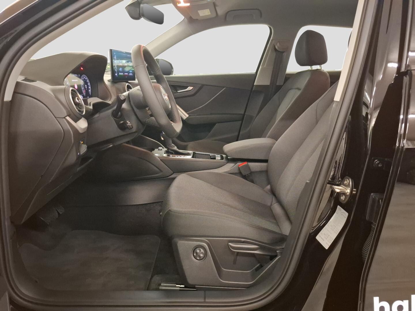 Bild über Audi Q2 advanced 35 TFSI S tronic - für weitere Informationen kontaktieren Sie den Audi Partner