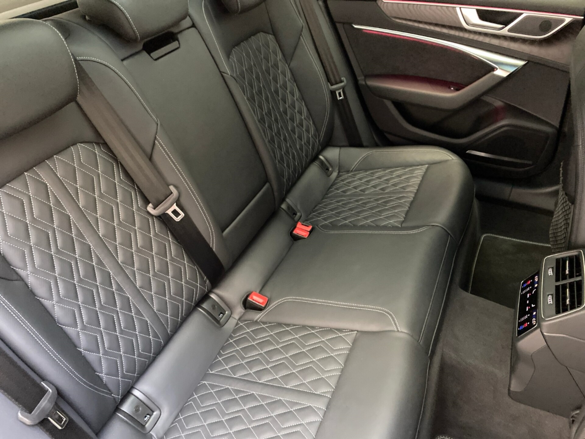 Audi S6 Avant