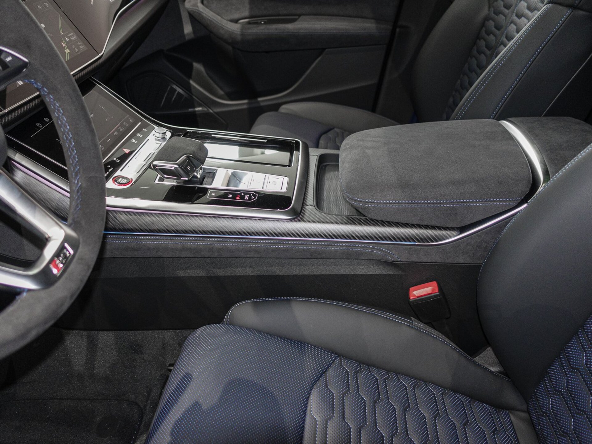 Audi RS Q8 SUV performance