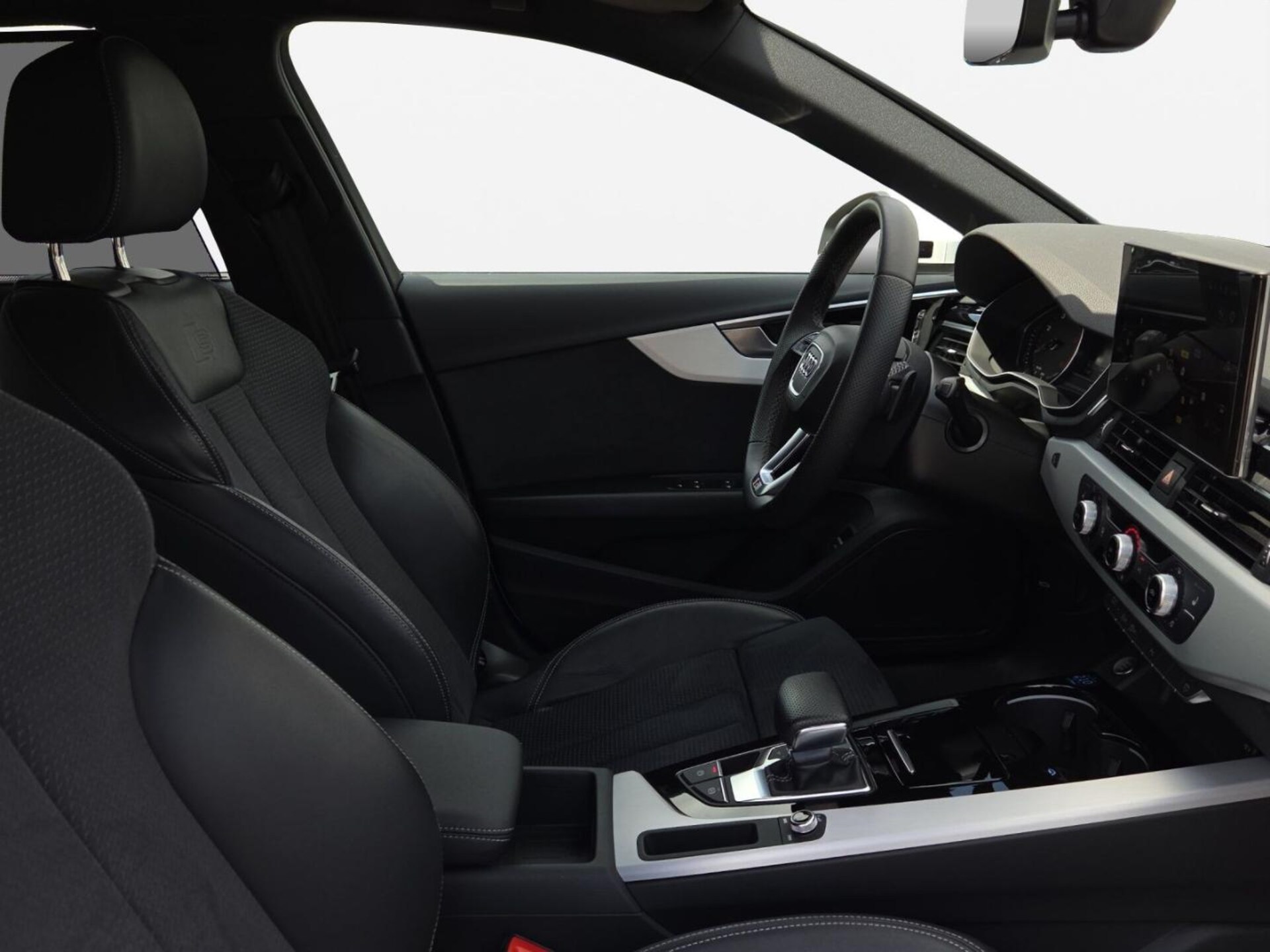 Audi A4 Avant S line