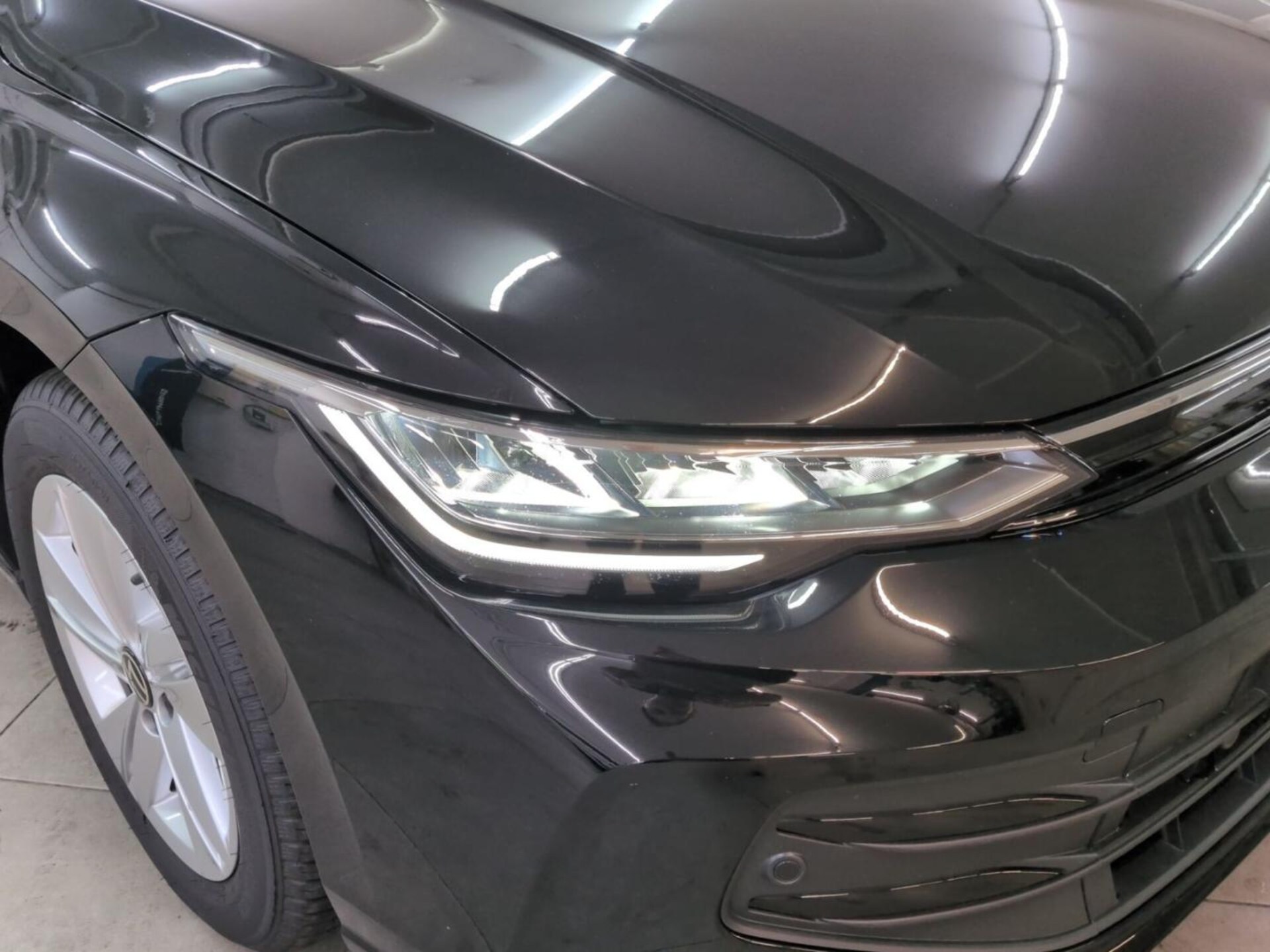 Volkswagen Golf Life