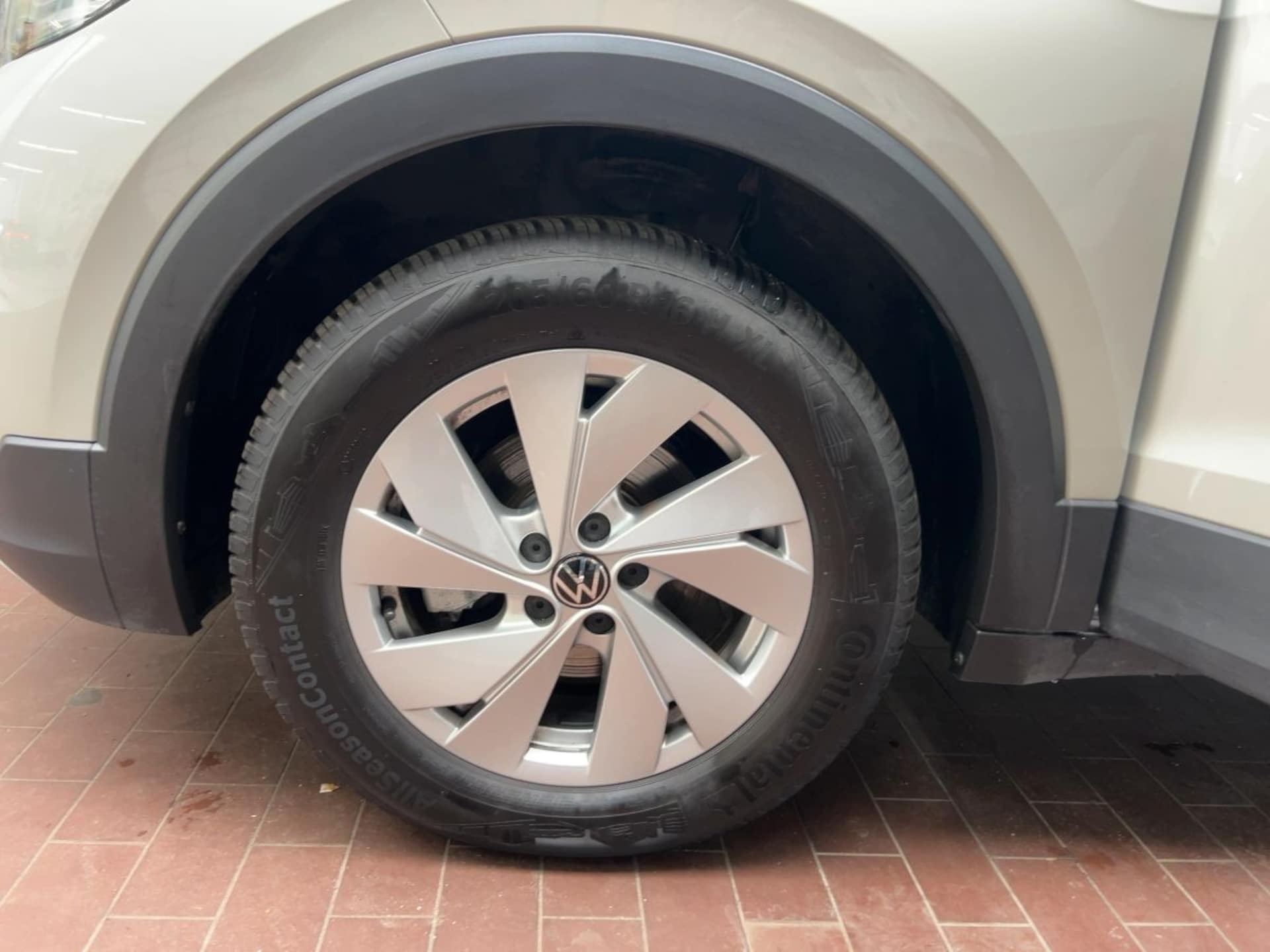 Volkswagen T-Cross Life