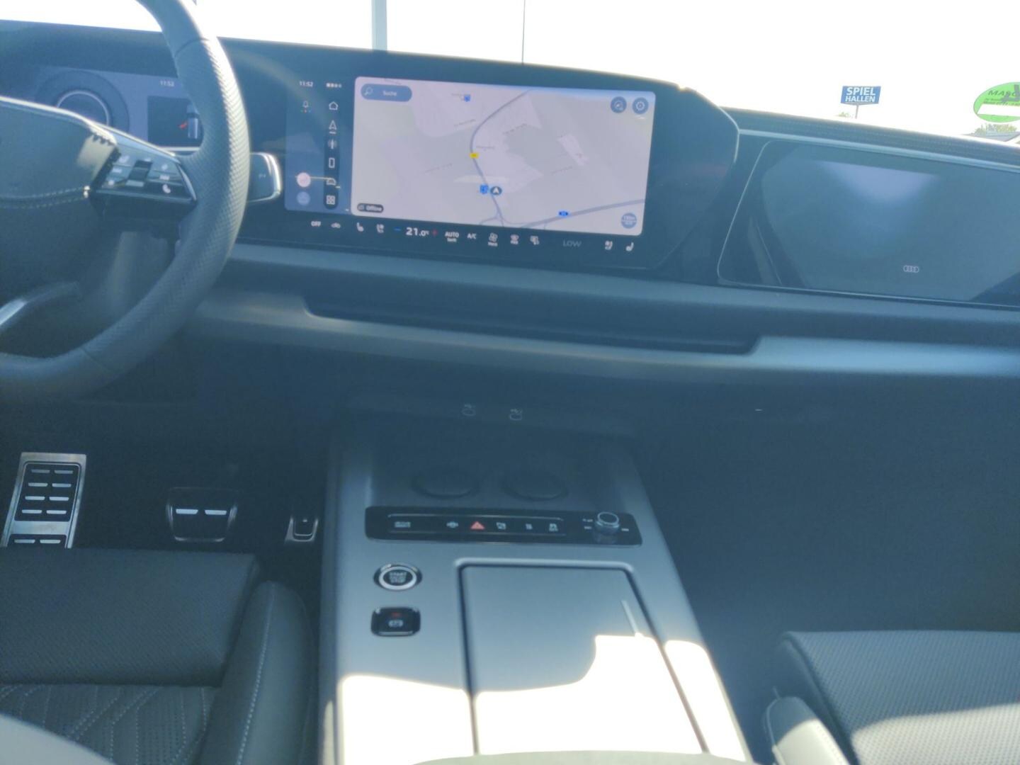 Bild über Audi Q7 SUV TDI quattro 220 kW tiptronic - für weitere Informationen kontaktieren Sie den Audi Partner