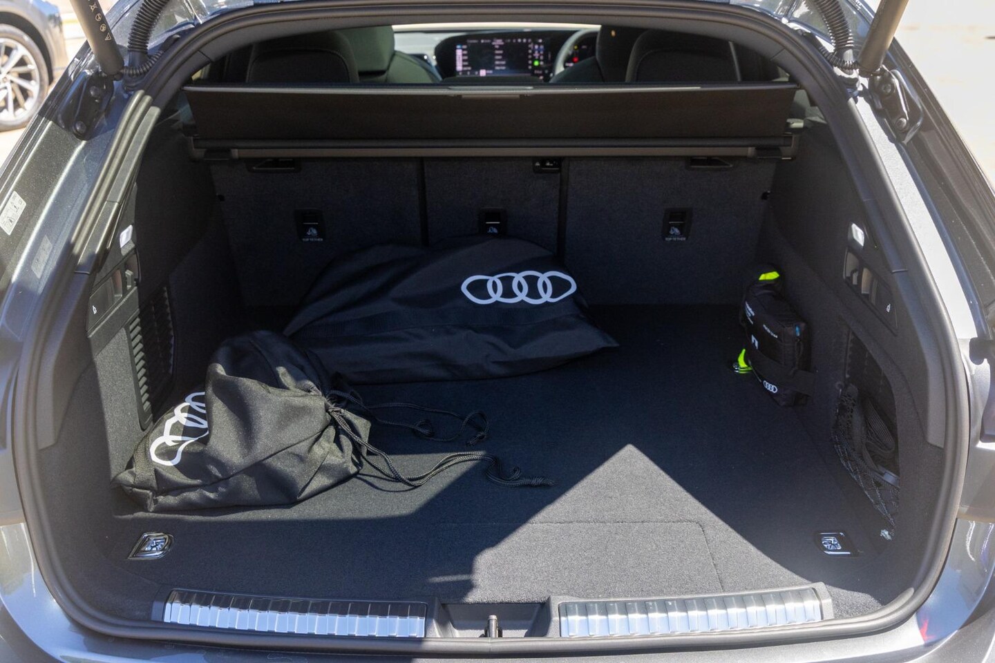 Image about Audi A5 Avant TFSI e e-hybrid quattro 270 kW S tronic