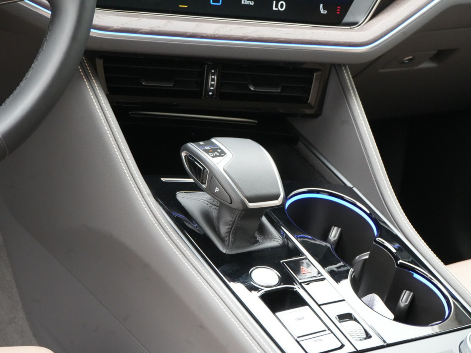 Volkswagen Touareg – Bild 14