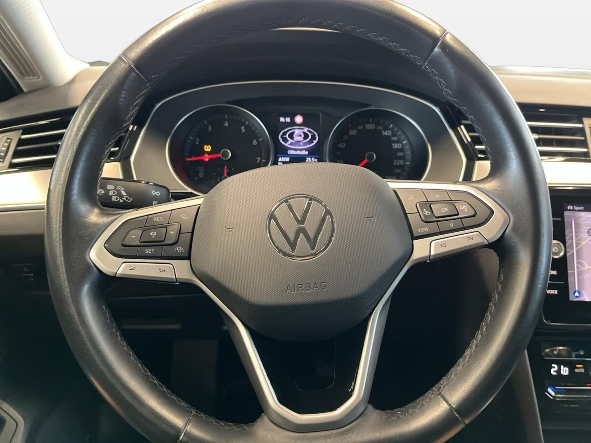 Volkswagen Passat Variant Elegance